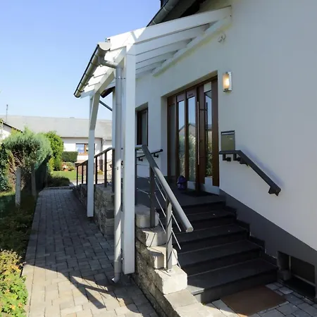 Ferienhaus-daeschinger-zweiradparadies Appartement